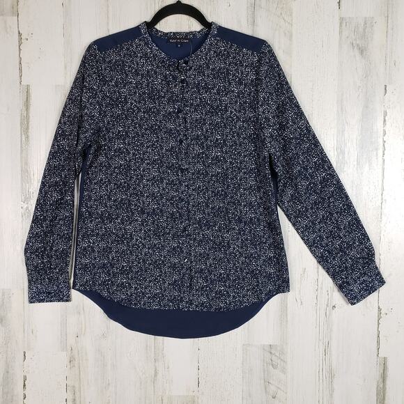 NWT Violet & Claire Navy Blue Speckled Button Down Silky Blouse Size Medium - Picture 1 of 12